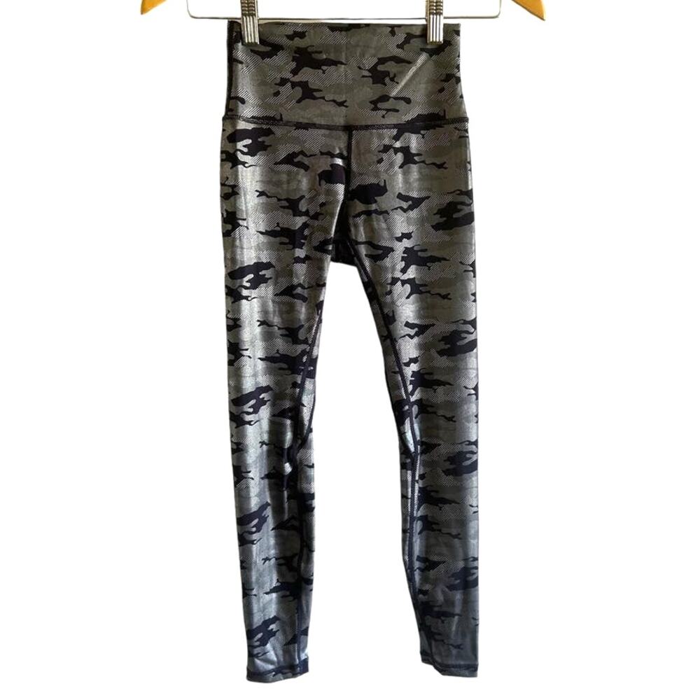 Zyia Active Silver Camo Supreme Hi Rise 7/8 Leggings Size 0